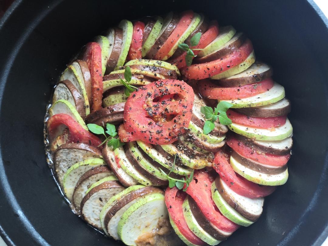 复刻料理鼠王普罗旺斯炖菜（铸铁锅版）