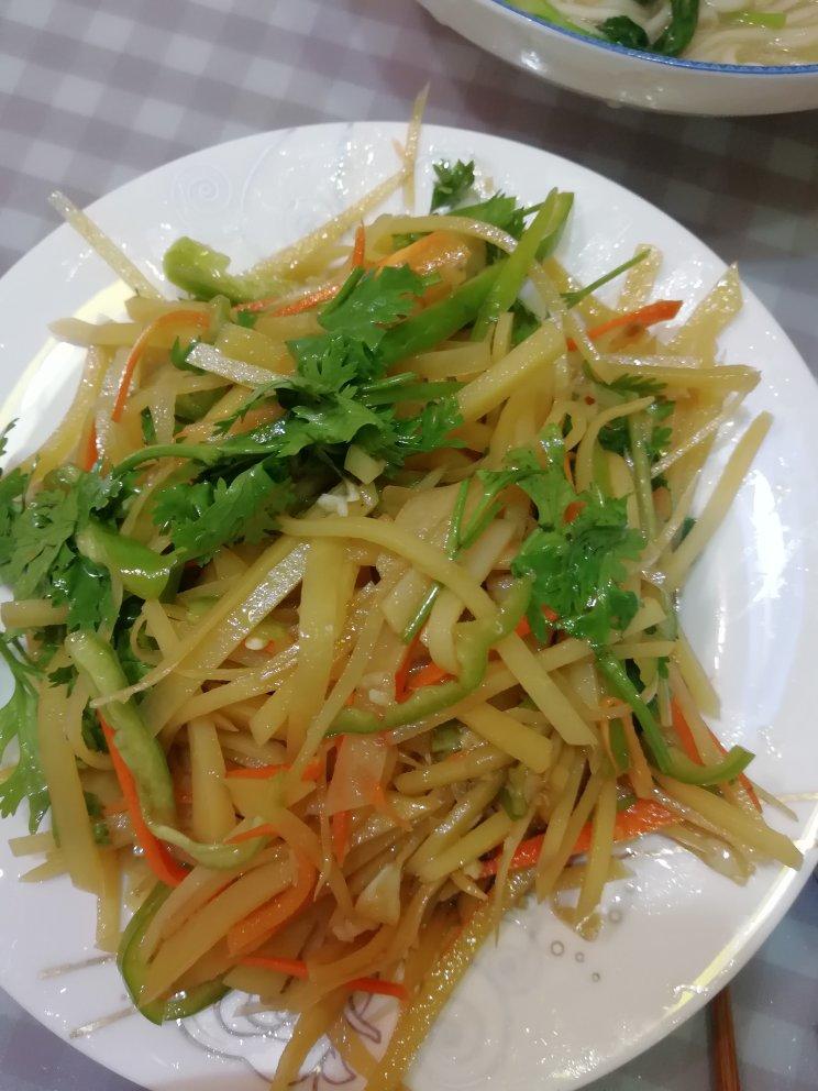 凉拌土豆丝