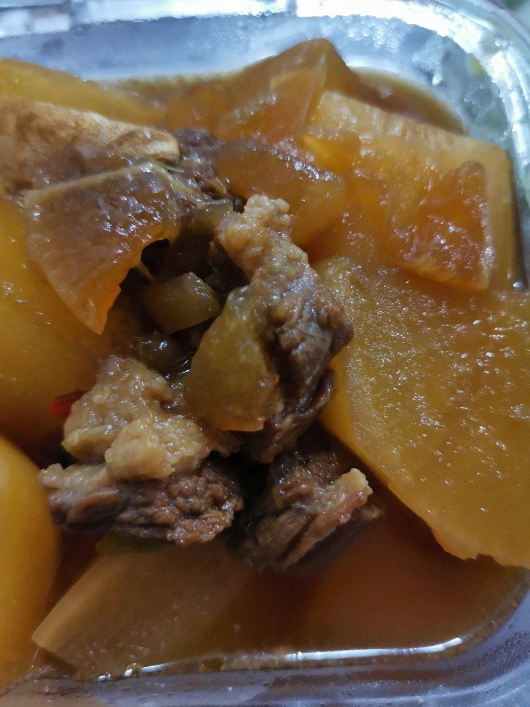 萝卜炖牛腩