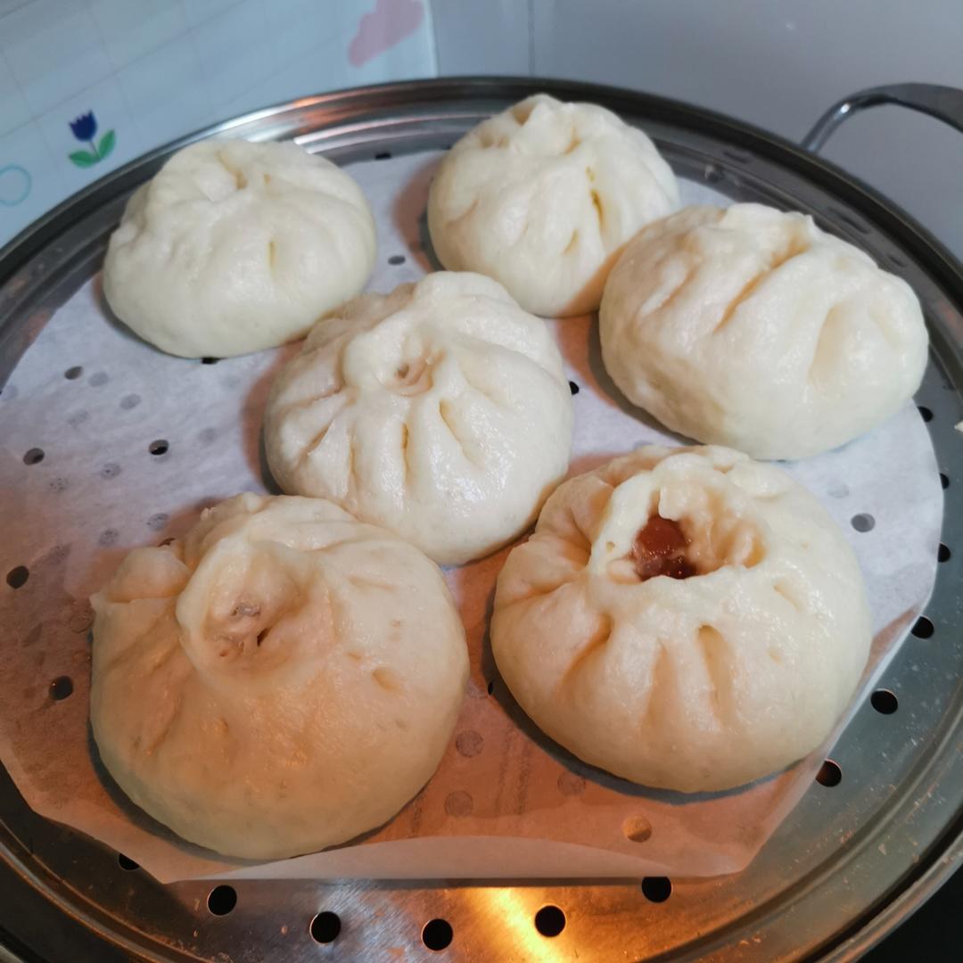 爆浆叉烧包