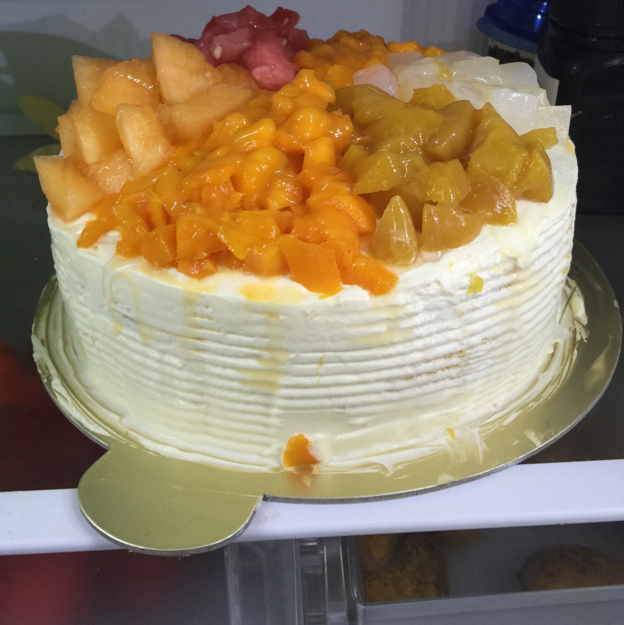 奶油水果装饰蛋糕