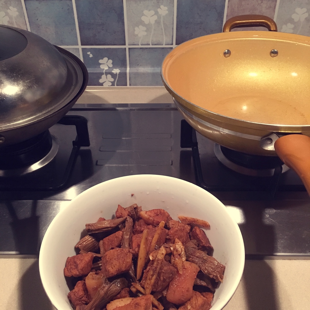 笋干红烧肉