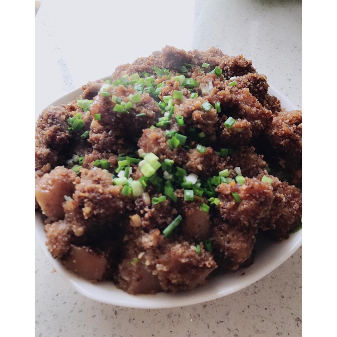 土豆粉蒸肉