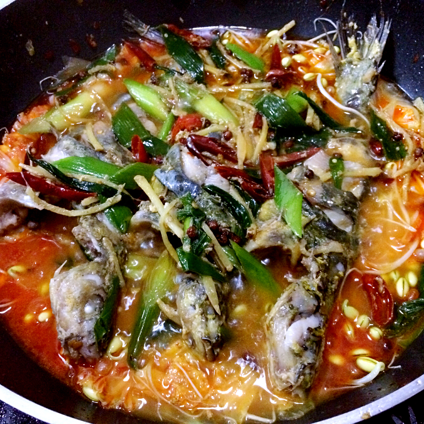 藤椒麻香黄骨鱼