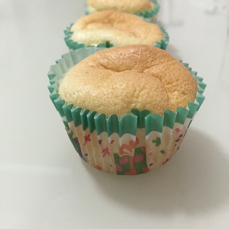 奶油戚风杯子蛋糕