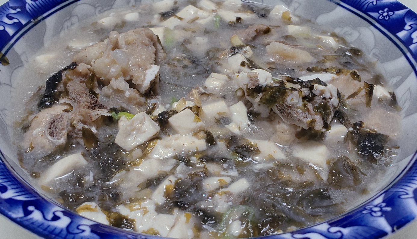 排骨豆腐紫菜汤