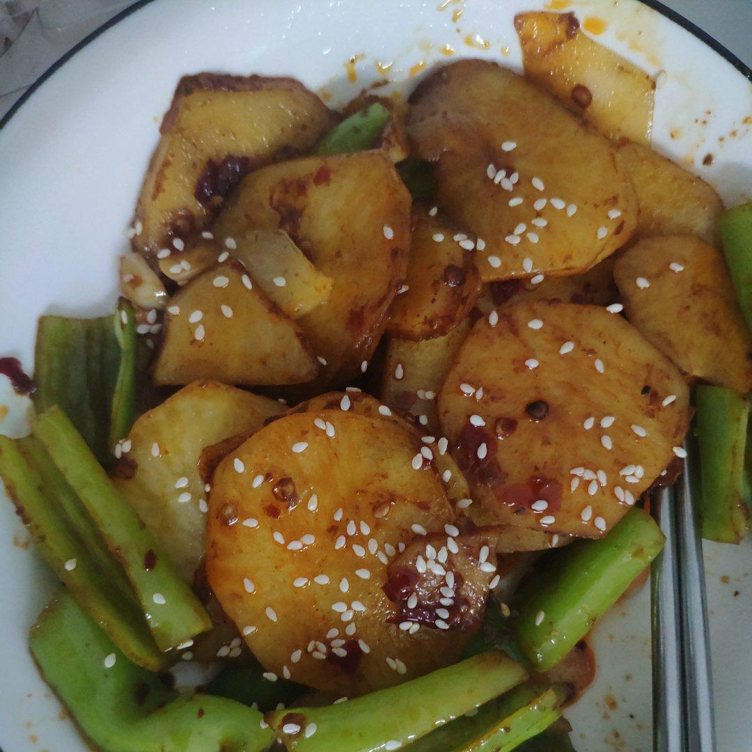 干锅土豆片