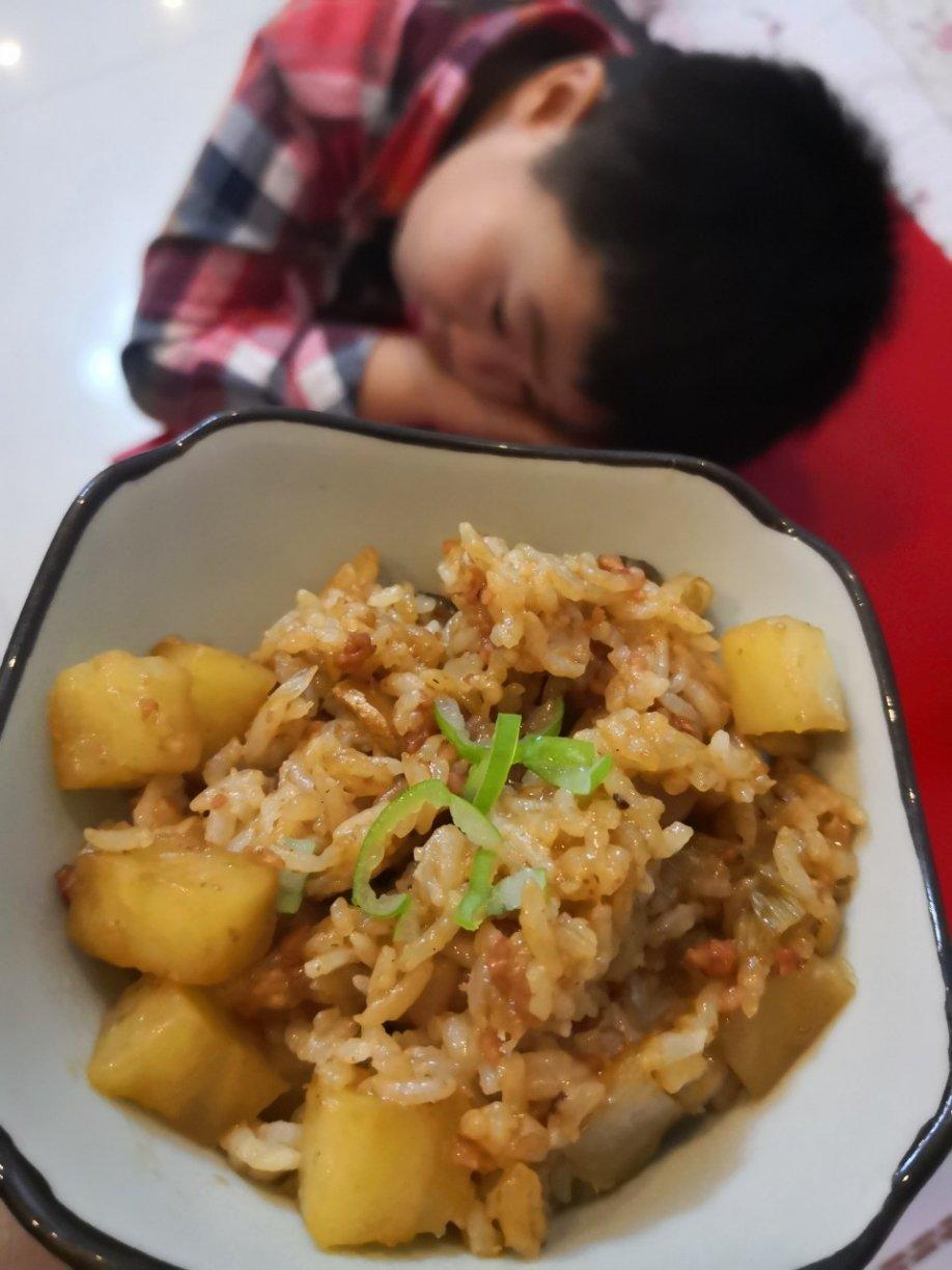 香菇腊肠焖饭