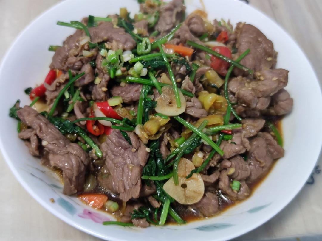 香菜牛肉