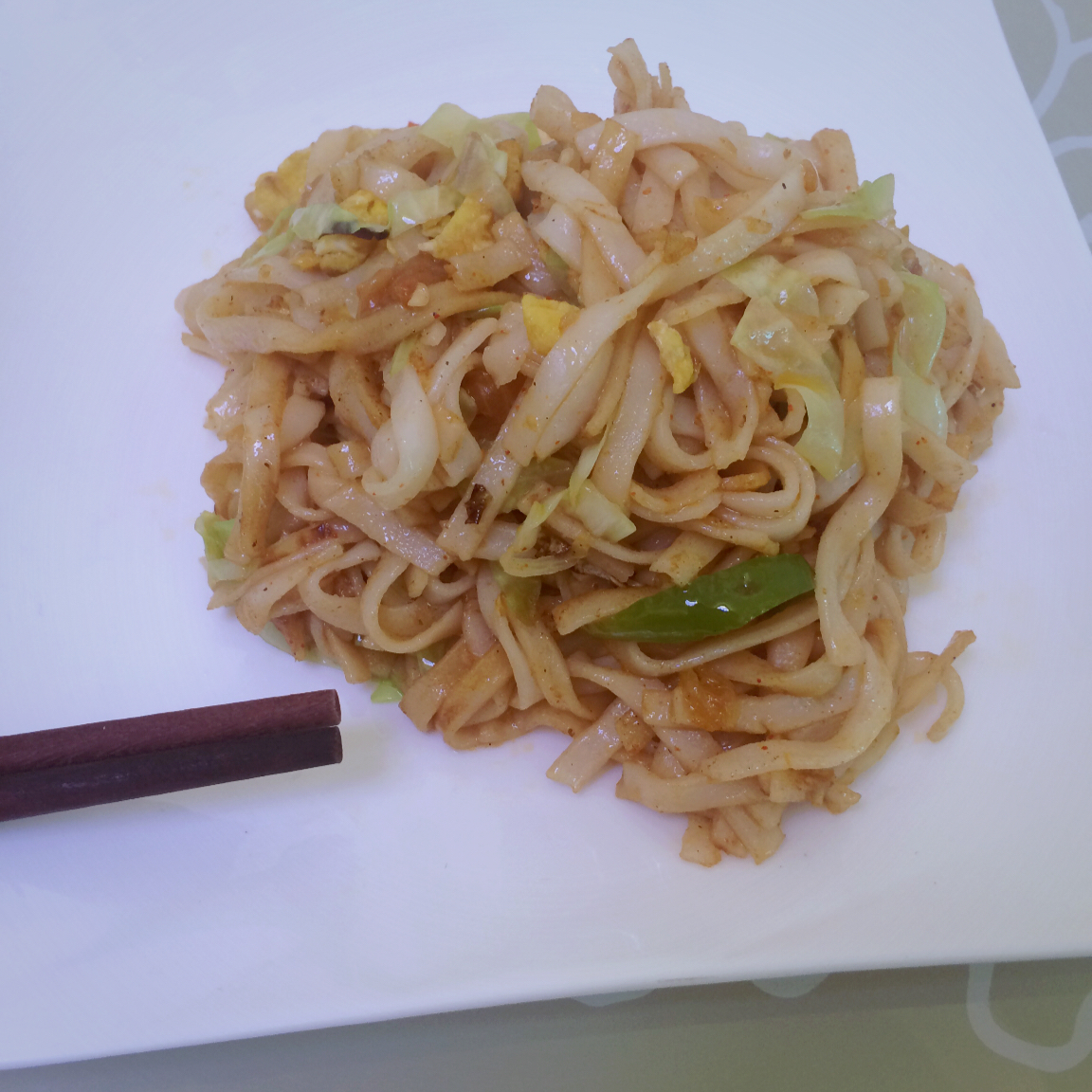 素炒河粉
