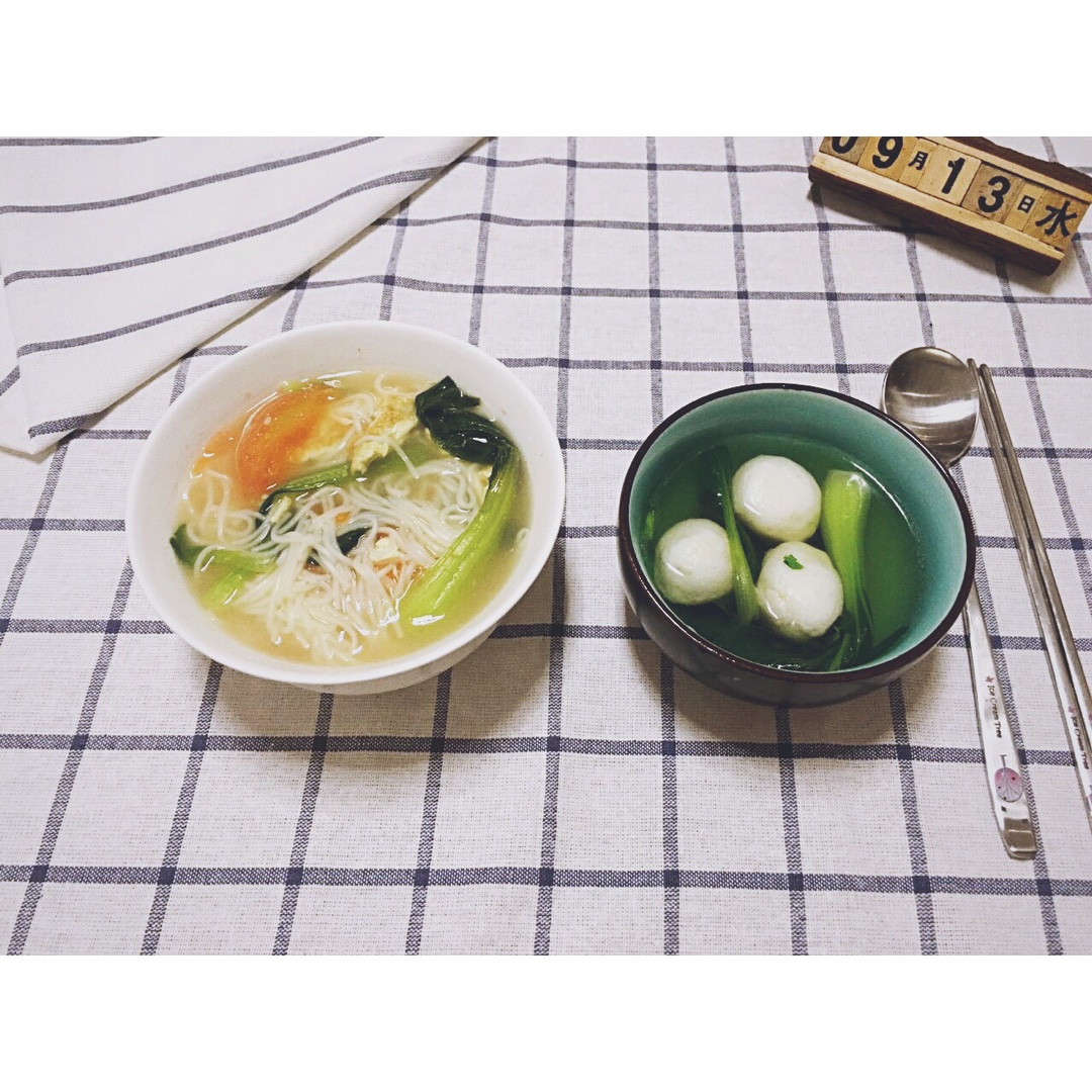 清汤鸡蛋面