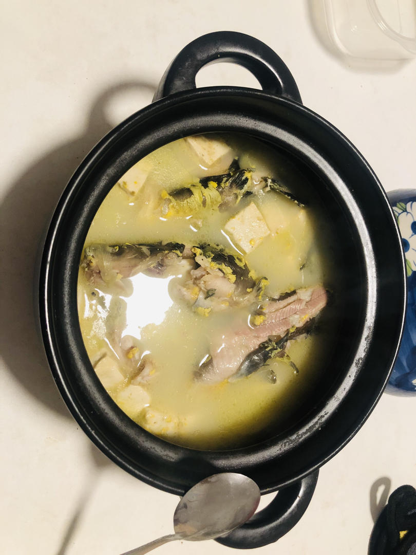昂子鱼豆腐汤