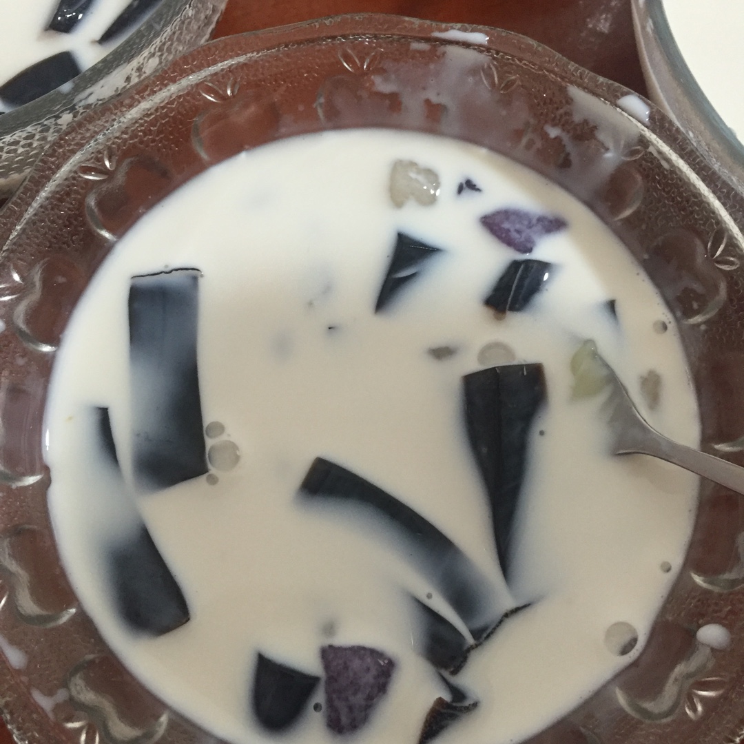 多彩芋圆