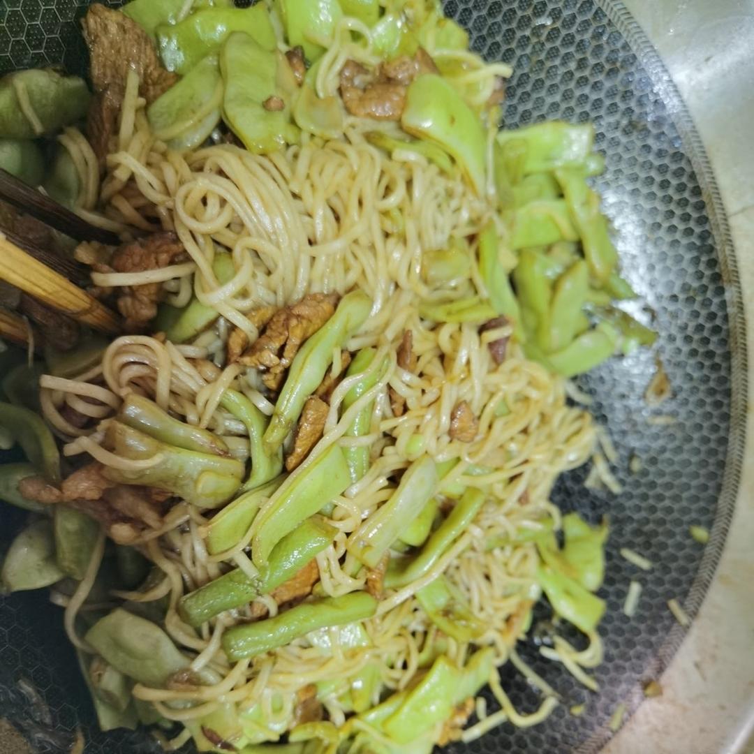 豆角焖面