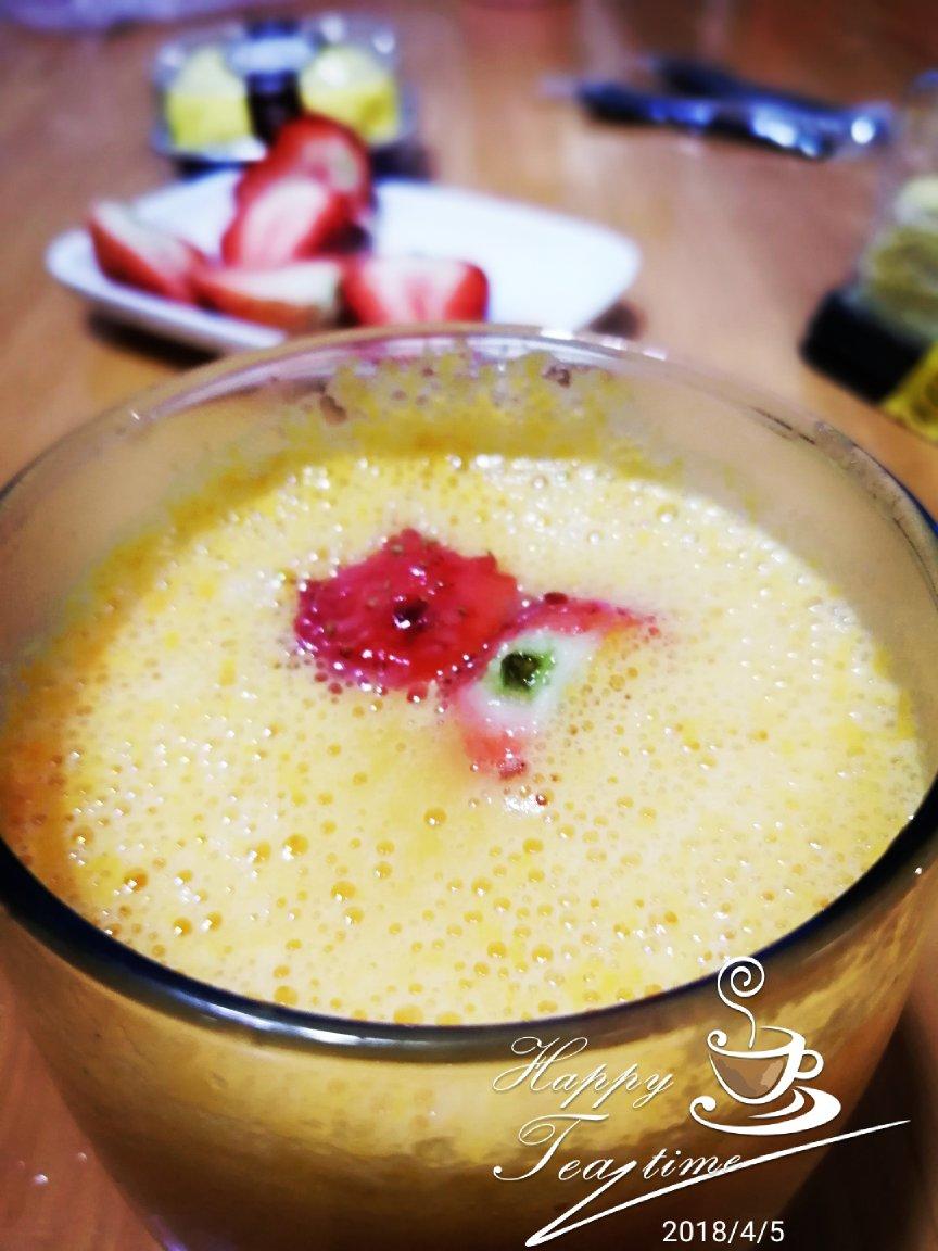 鲜奶炖木瓜