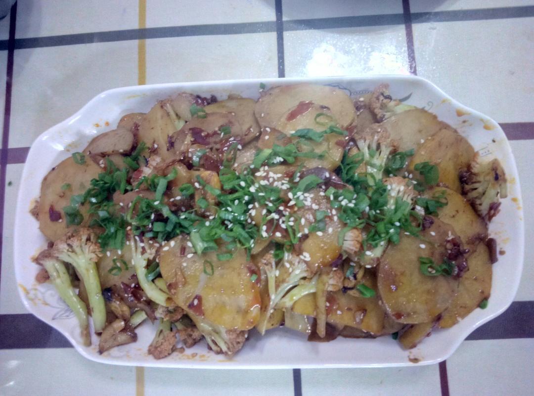 干锅土豆片