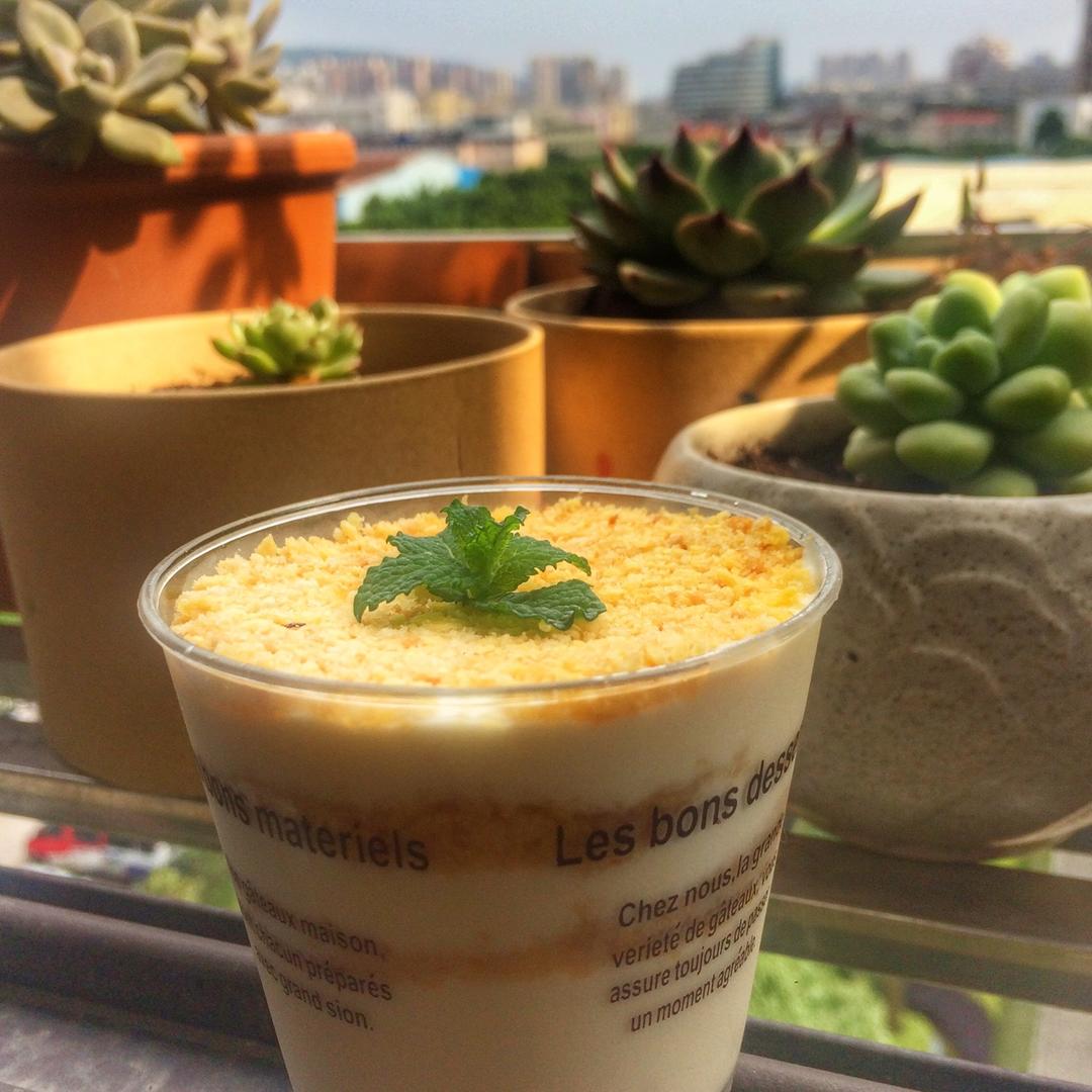 榴莲木糠杯