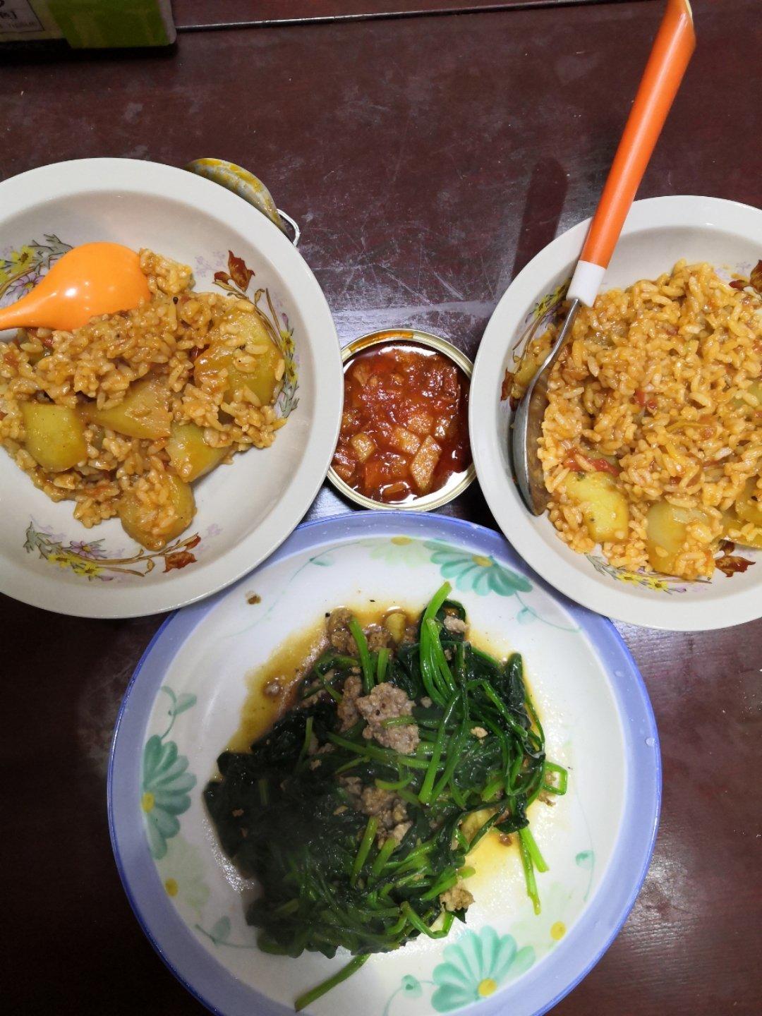 番茄土豆烩饭！剩米饭的终结者