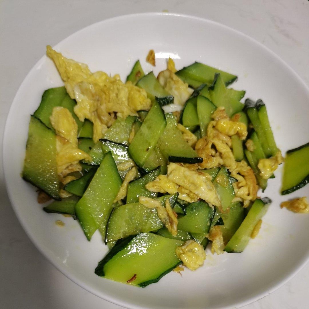 黄瓜炒鸡蛋 （青瓜炒鸡蛋）
