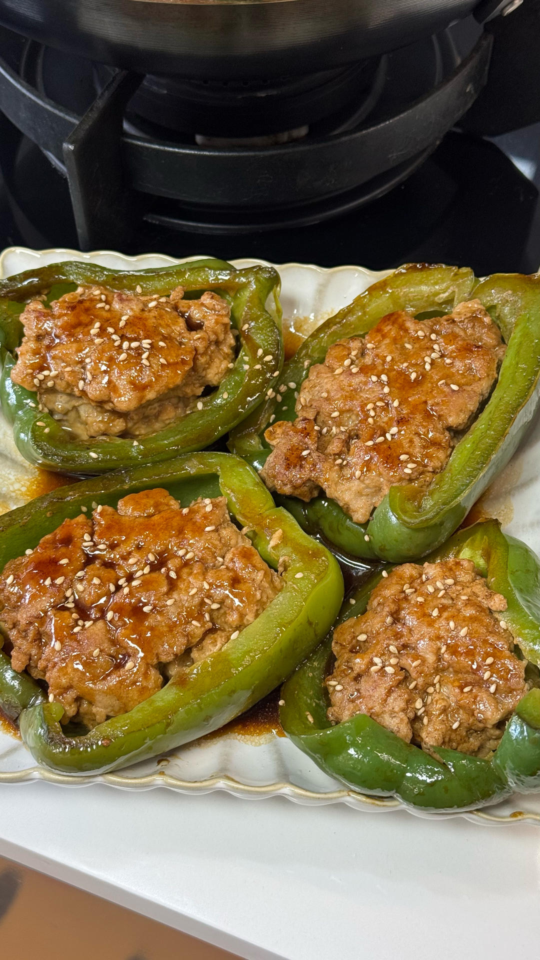 下饭菜“青椒酿肉”，香糯多汁鲜嫩下饭