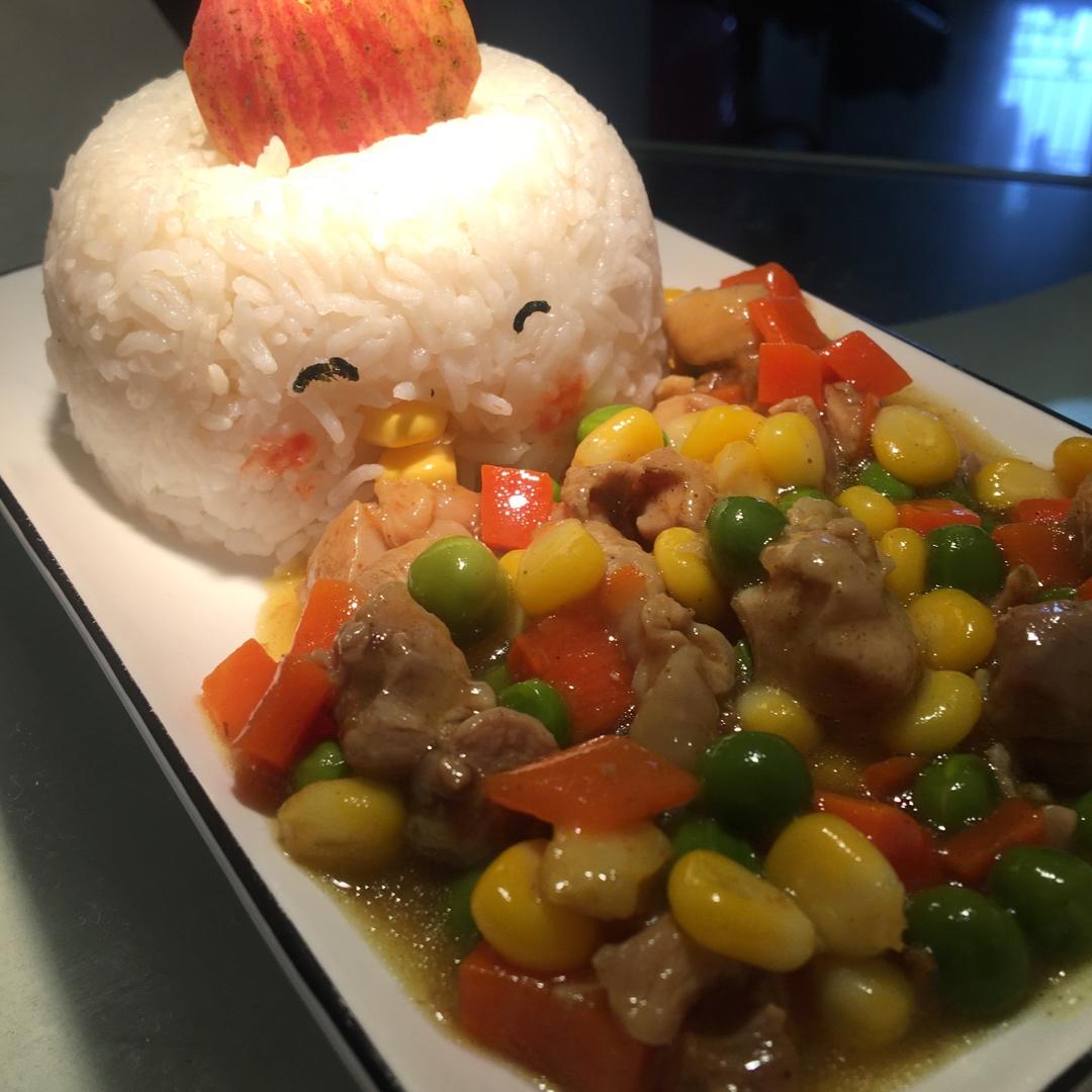 人见人爱花见花开🐤         三只小鸡日式咖喱饭