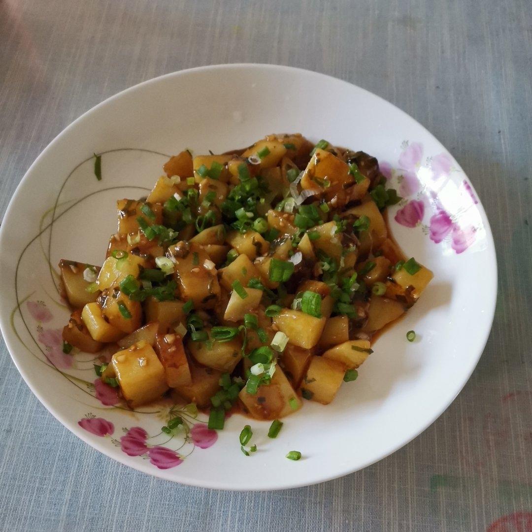 软糯好吃的红烧土豆