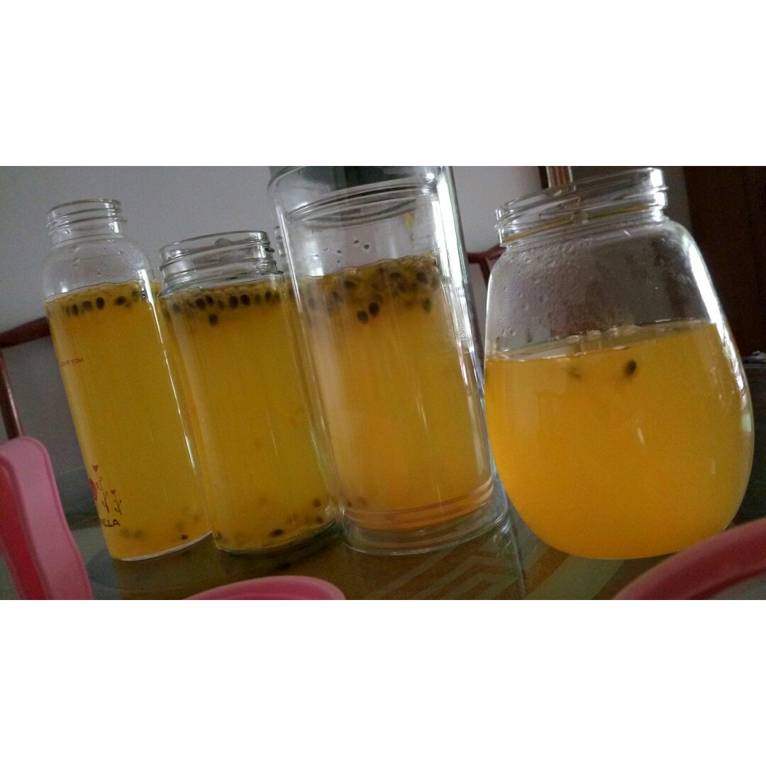 百香果的朴素吃法（百香果汁）