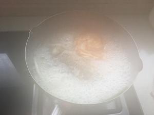 煎蛋鲫鱼汤（补钙）的做法 步骤3