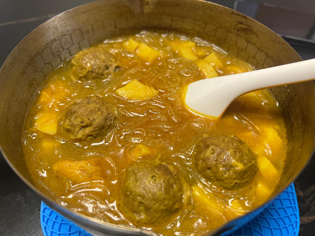 咖喱牛肉丸粉丝