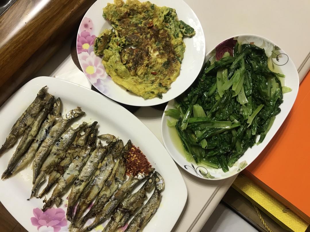 香煎椒盐多春鱼