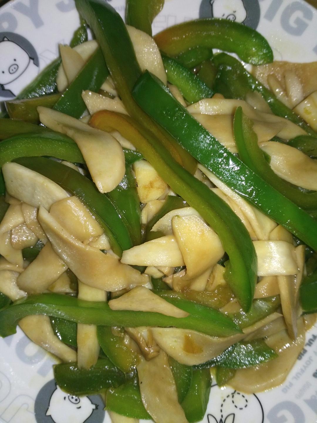 青椒素炒杏鲍菇