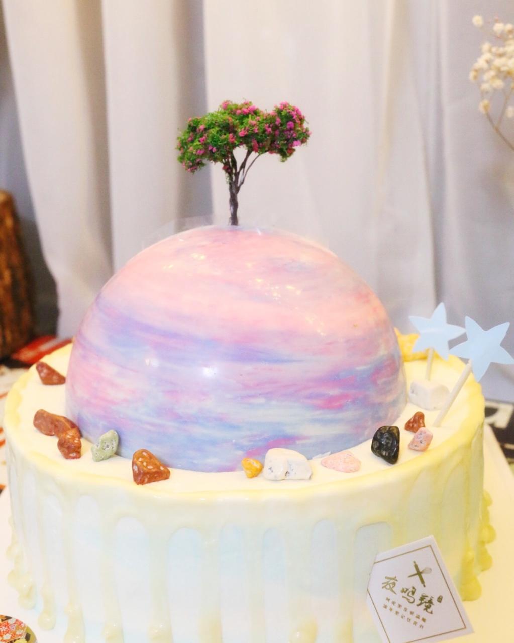 星球蛋糕