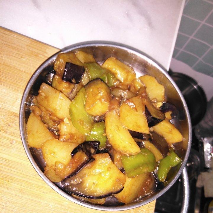 超级下饭的地三鲜