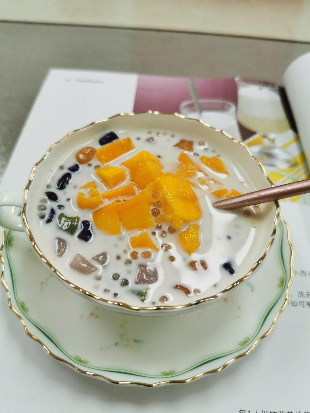 清凉一夏——蜜豆芒果西米露