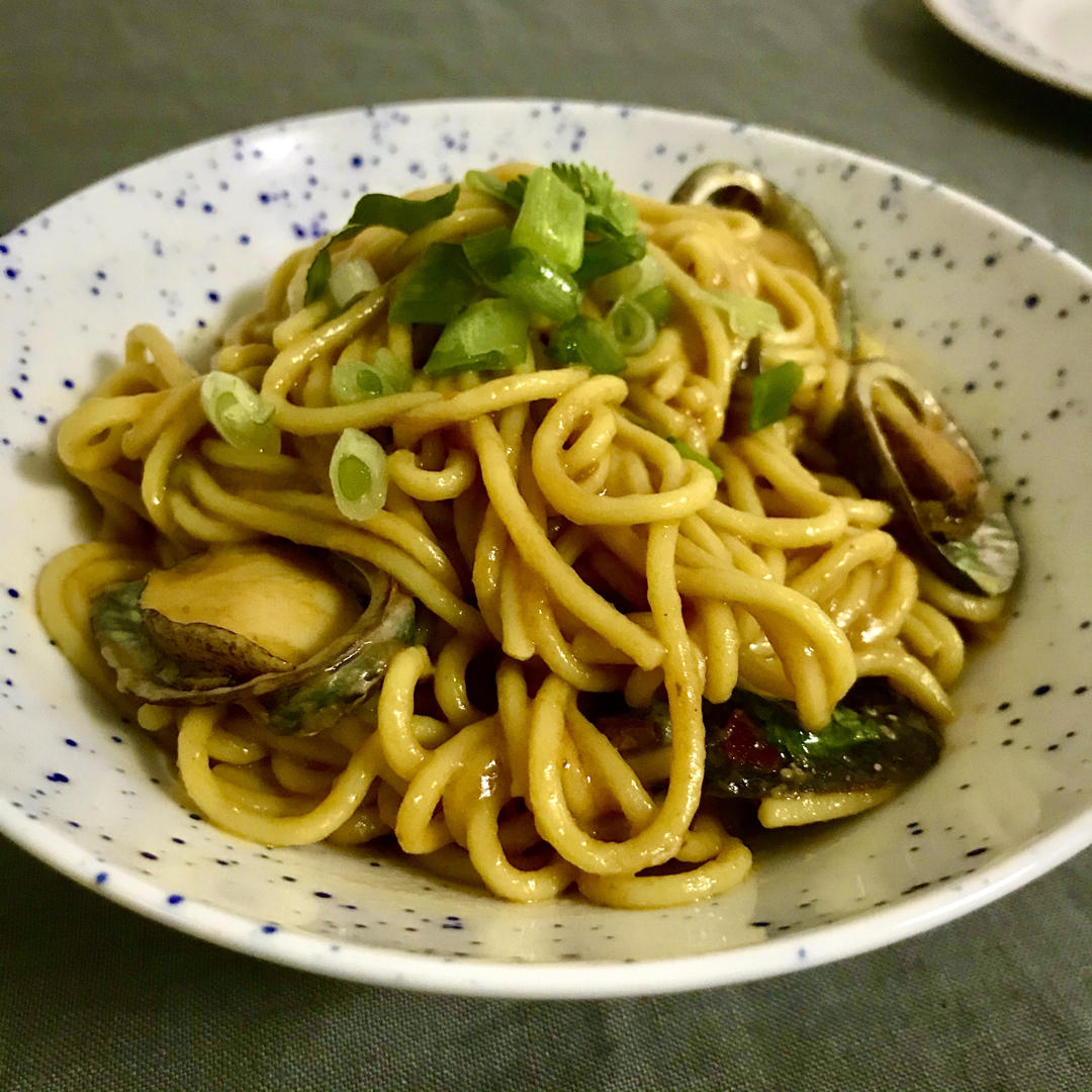 鲍鱼炒面