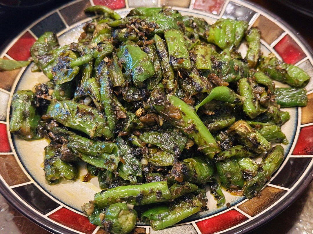 盐菜炒辣椒