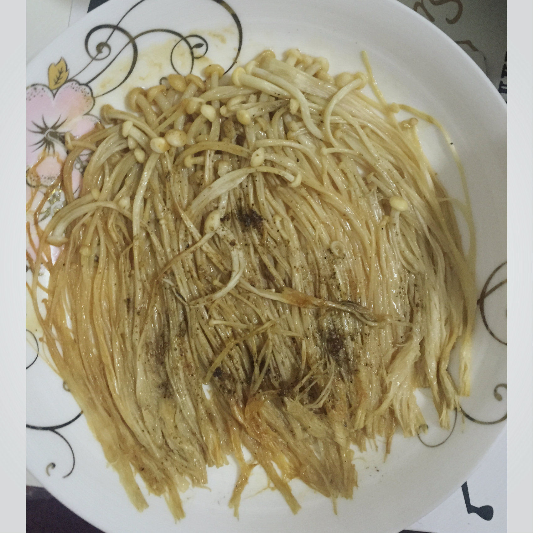 【清蒸金针菇--微波炉快手菜】