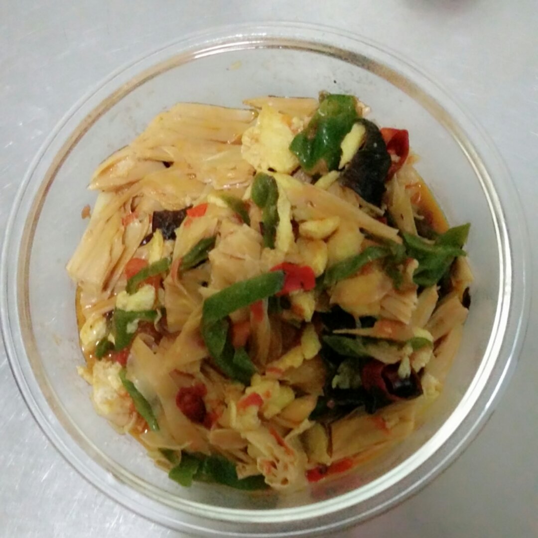 青椒木耳炒腐竹