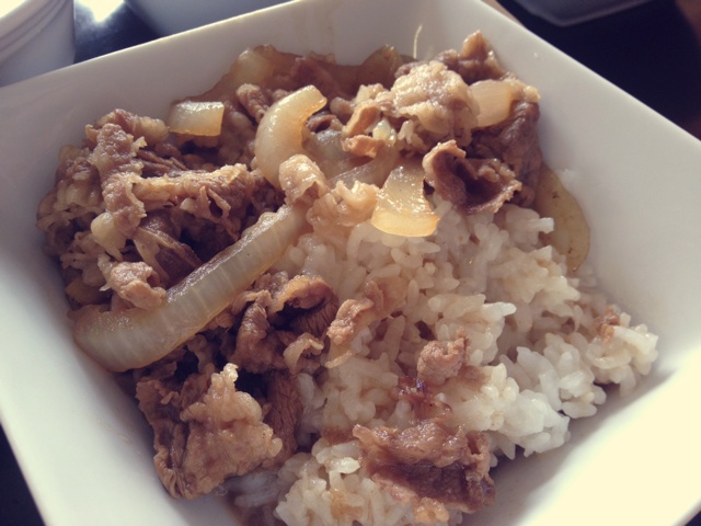 洋葱肥牛饭