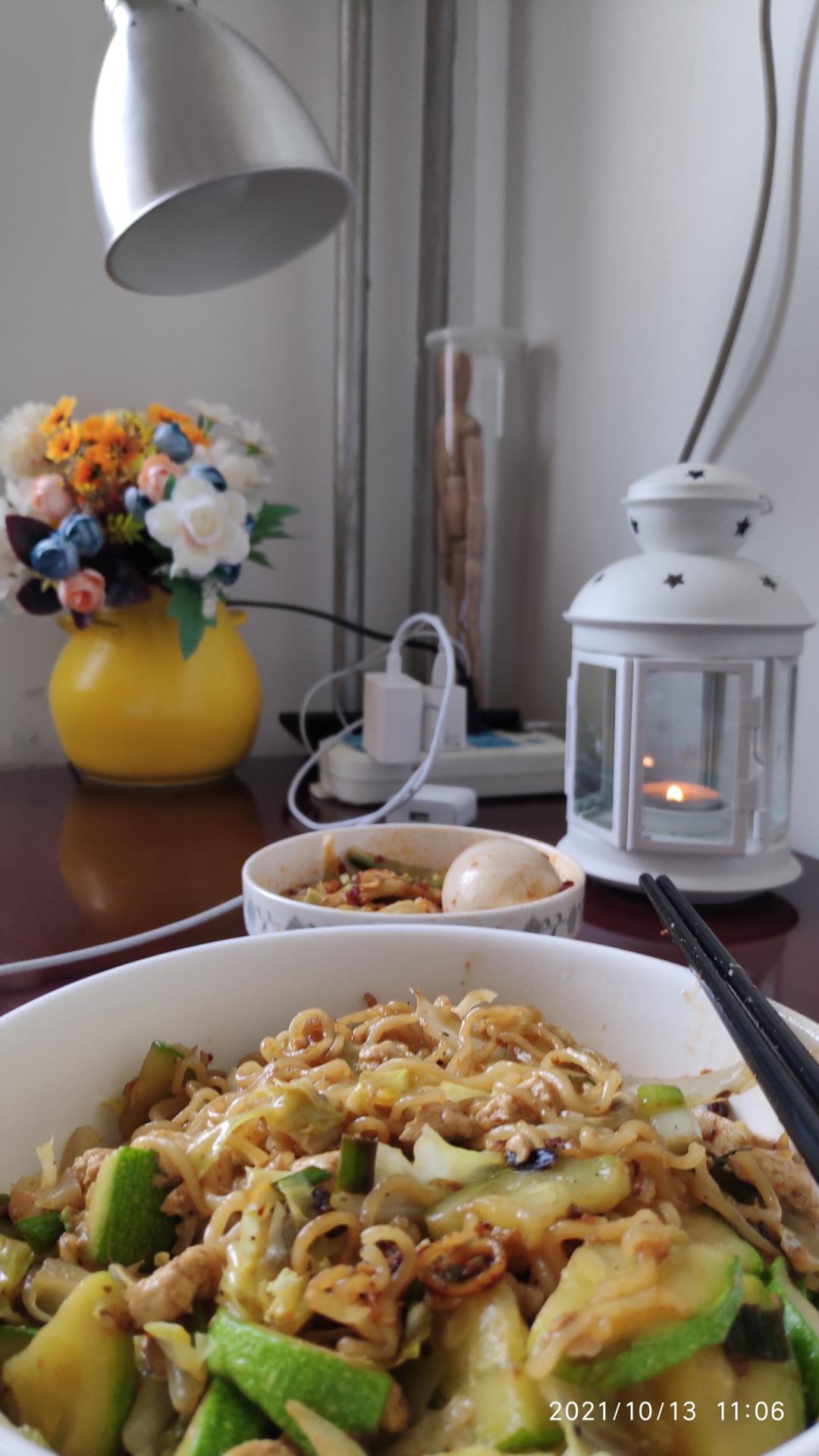 快手午饭之炒方便面