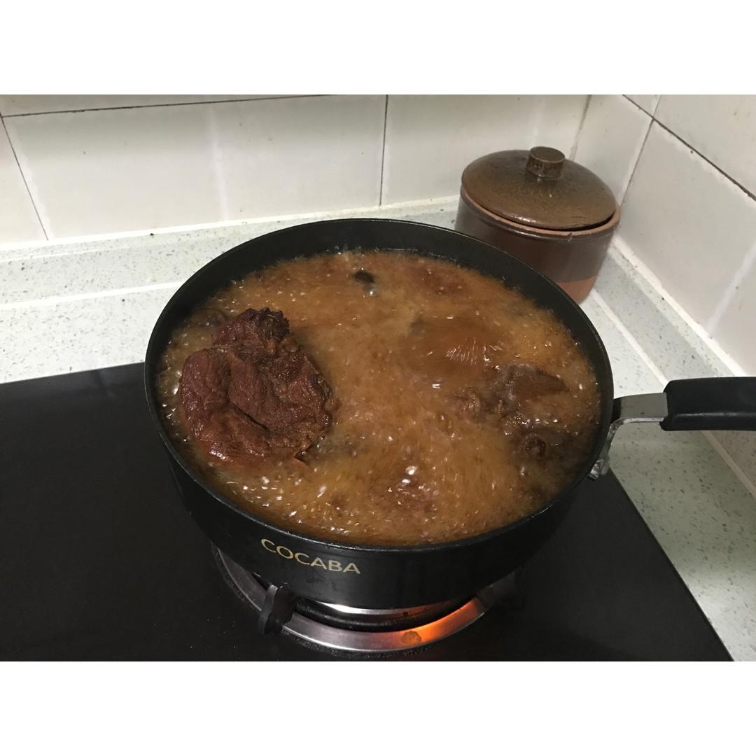 卤牛肉