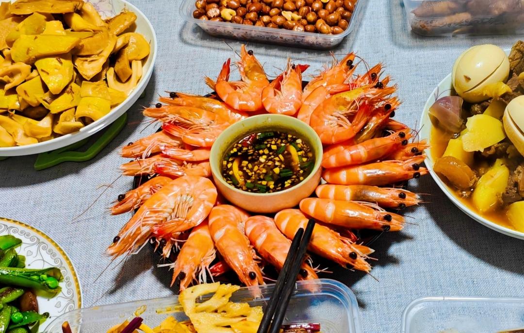 最简单的白灼虾（水煮）盐水基尾虾