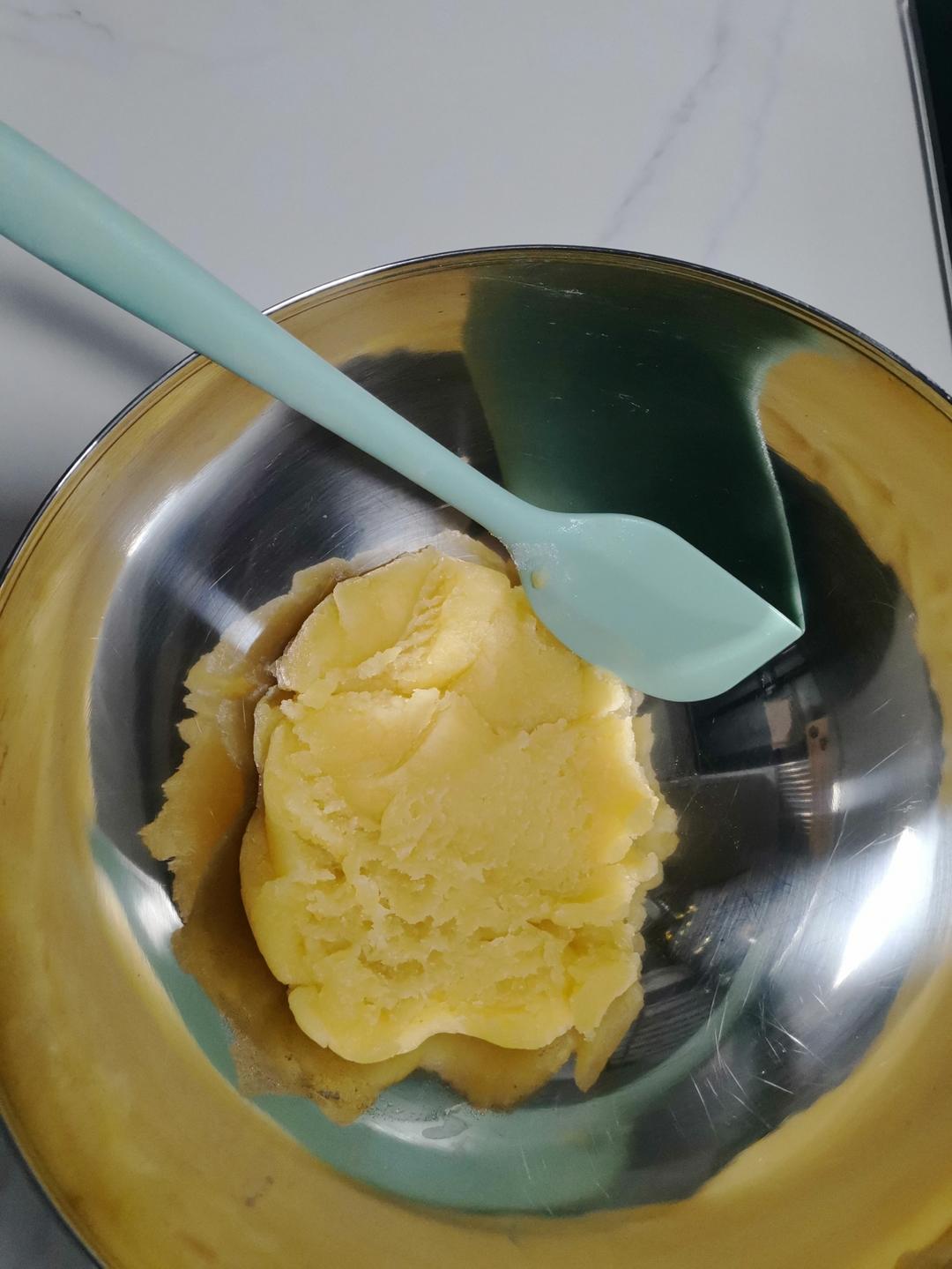 简单易成功的奶油小泡芙做法