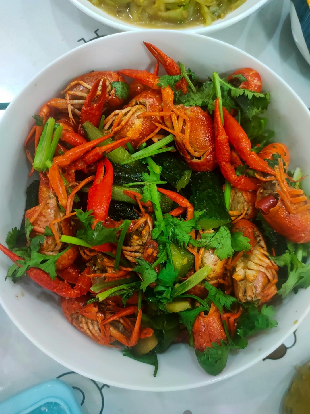 十三香小龙虾（家庭版）