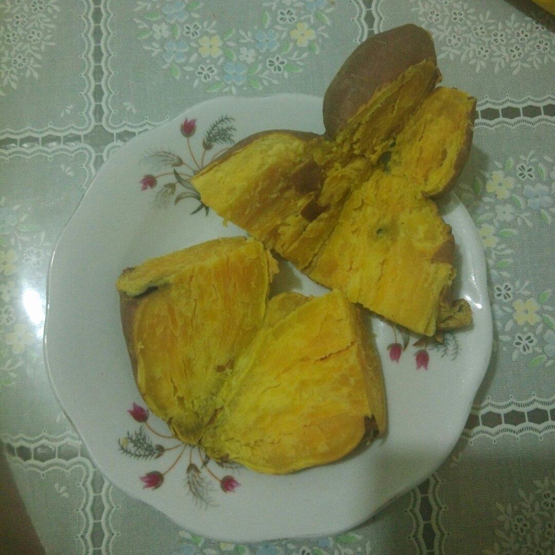 小背篓丶做的微波炉烤红薯