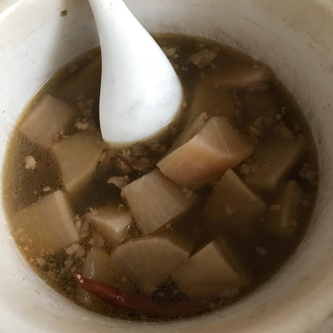 清炖白萝卜牛腩汤