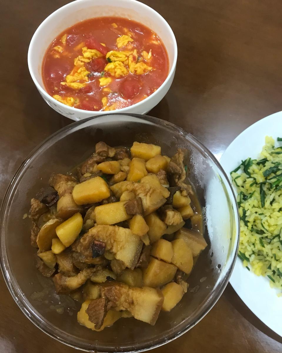 土豆红烧肉
