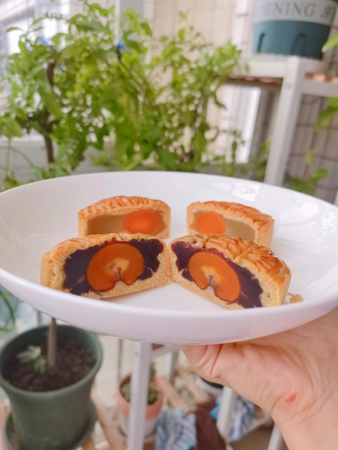 广式月饼——蛋黄莲蓉月饼