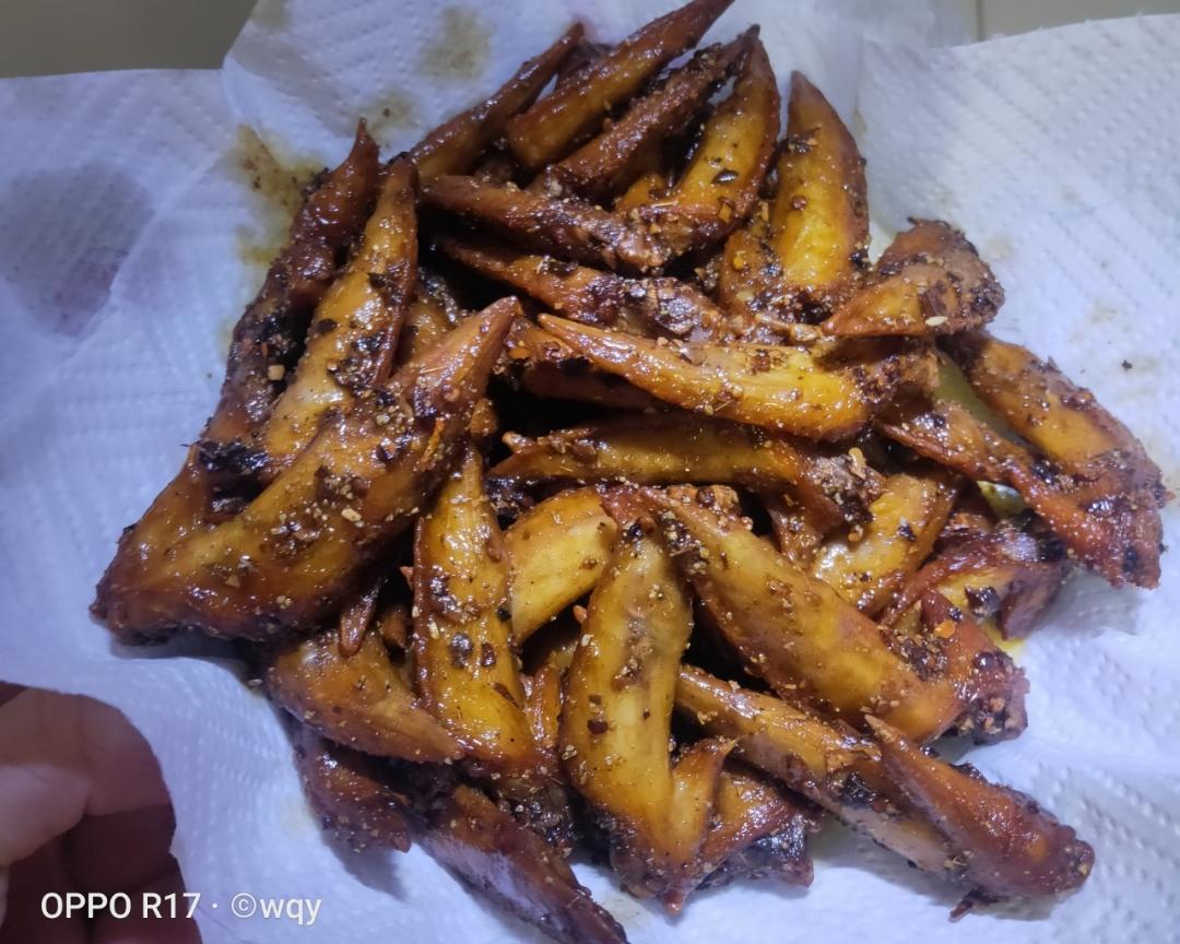 孜然香辣翅尖（追剧下酒神器）