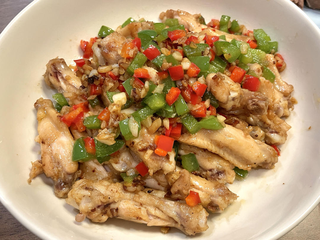 蒜香鸡翅，这才是鸡翅最好吃的做法